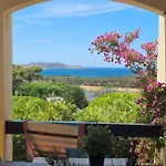 公寓 Vue Mer, Piscine, Minigolf, Parking