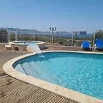 Vue Mer, Piscine, Minigolf, Parking 公寓 *